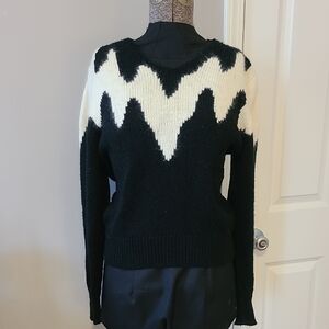 Vintage 1980's Imari Black and White Women's Sweater Size Medium